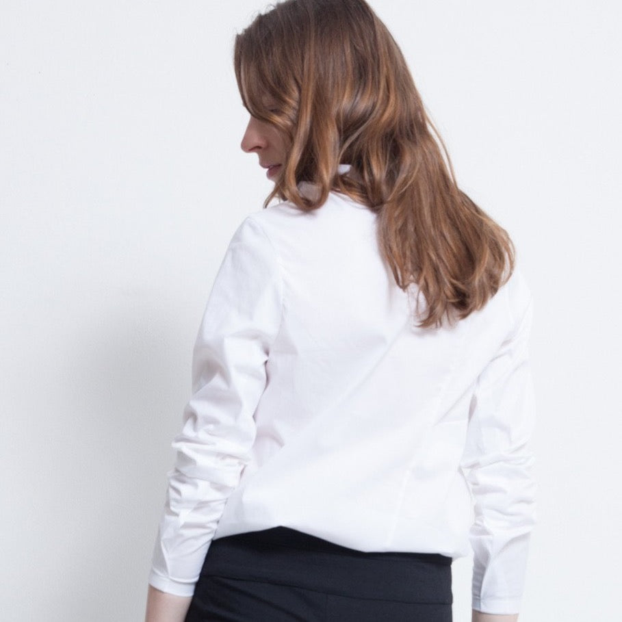 blouse, cowl neck, fold in the front, asymmetric seam, white